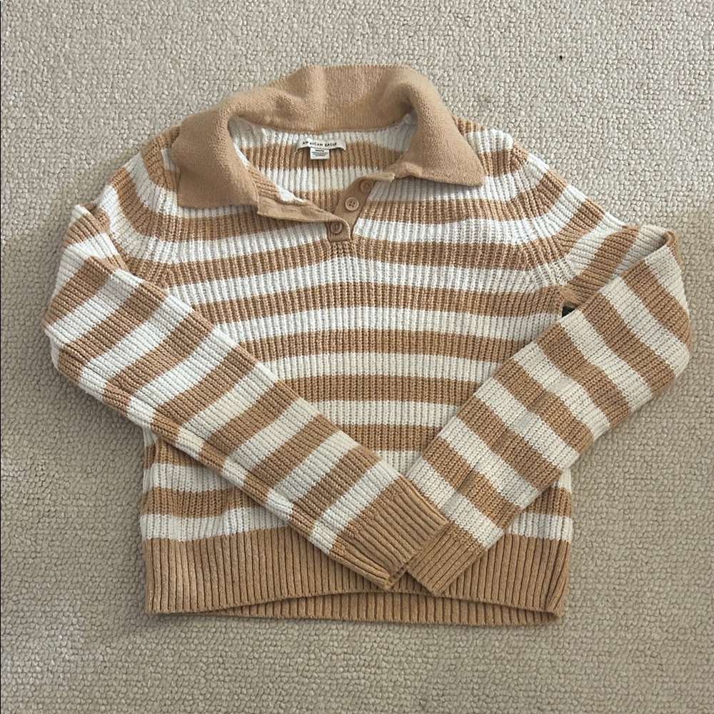 American Eagle Outfitters Sweater
